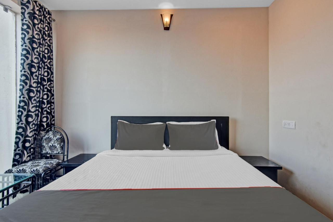 Capital O 86047 Hotel Sunview Cortalim ภายนอก รูปภาพ